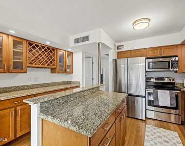 1225 E Medlock Drive - Photo Thumbnail 12