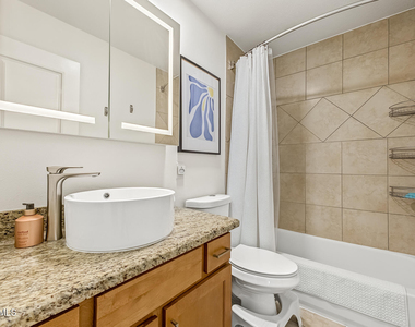 1225 E Medlock Drive - Photo Thumbnail 23