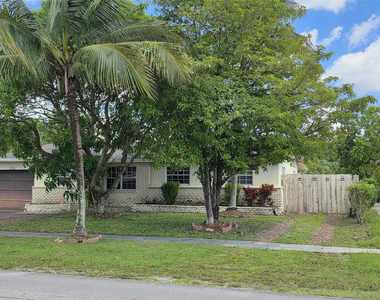 2310 Nw 60th Terrace - Photo Thumbnail 18
