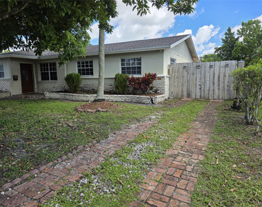 2310 Nw 60th Terrace - Photo Thumbnail 19