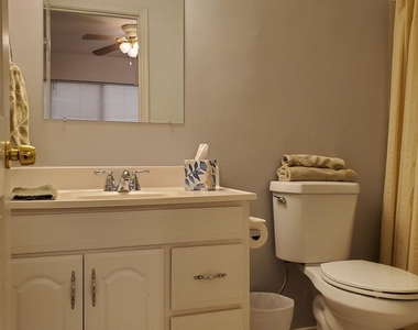 16805 E Ibsen Drive - Photo Thumbnail 10