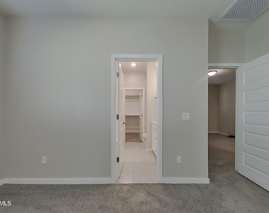 4536 E Grandview Street - Photo Thumbnail 6