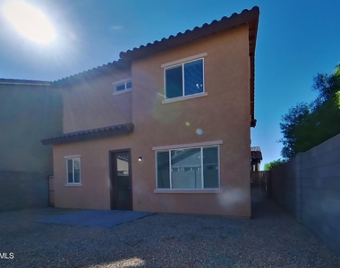 4536 E Grandview Street - Photo Thumbnail 14