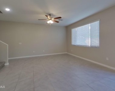 4536 E Grandview Street - Photo Thumbnail 1