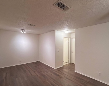 11295 W Atlantic Boulevard - Photo Thumbnail 12
