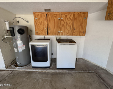 425 E Marco Polo Road - Photo Thumbnail 26