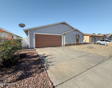 425 E Marco Polo Road - Photo Thumbnail 3