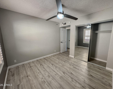 425 E Marco Polo Road - Photo Thumbnail 12
