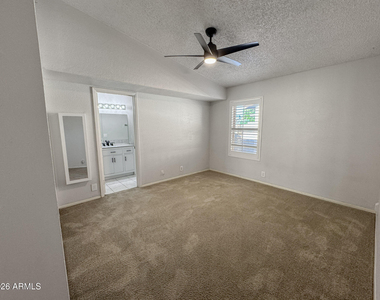 425 E Marco Polo Road - Photo Thumbnail 7