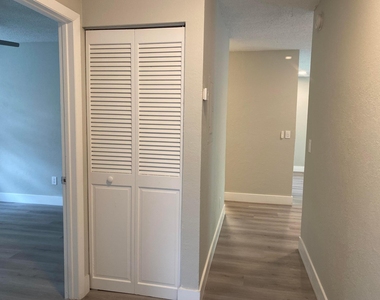 11432 Nw 43rd Street - Photo Thumbnail 27
