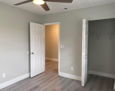 11432 Nw 43rd Street - Photo Thumbnail 22
