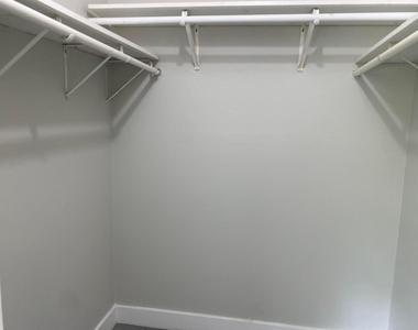 11432 Nw 43rd Street - Photo Thumbnail 17