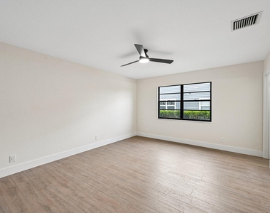 9095 Se Hobe Ridge Avenue - Photo Thumbnail 9