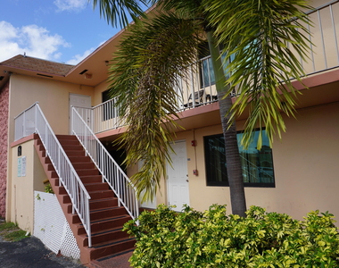 29 E Sheridan Street - Photo Thumbnail 1