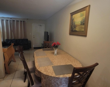 29 E Sheridan Street - Photo Thumbnail 8