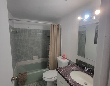 29 E Sheridan Street - Photo Thumbnail 10