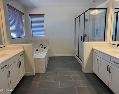 4110 E Kaibab Place - Photo Thumbnail 9