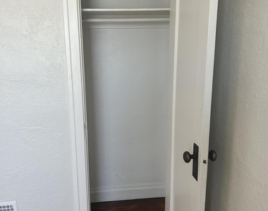 902 E Palm Lane - Photo Thumbnail 13