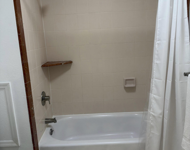 1420 Ocean Way Drive - Photo Thumbnail 24