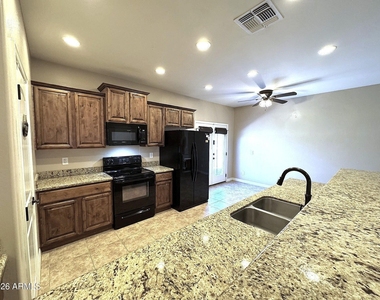 11420 E Wier Avenue - Photo Thumbnail 13