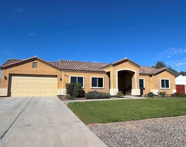 11420 E Wier Avenue - Photo Thumbnail 24