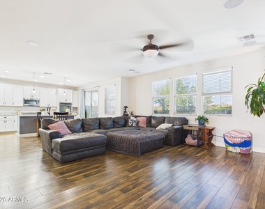 25520 N 121st Lane - Photo Thumbnail 5