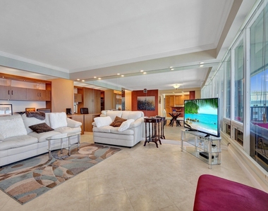 4280 Galt Ocean Drive - Photo Thumbnail 7