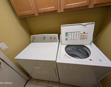 2481 E Fairview Street - Photo Thumbnail 14