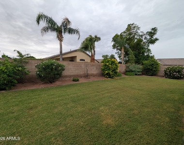 2481 E Fairview Street - Photo Thumbnail 15