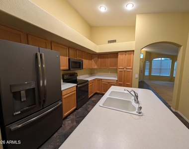 2481 E Fairview Street - Photo Thumbnail 1