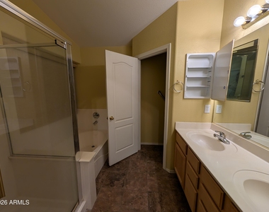 2481 E Fairview Street - Photo Thumbnail 11