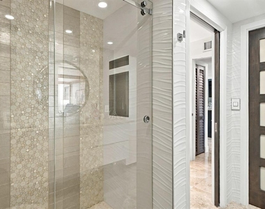 4629 Poinciana Street - Photo Thumbnail 15