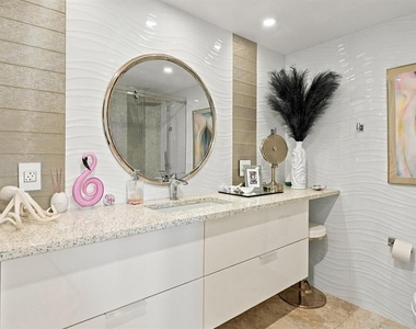 4629 Poinciana Street - Photo Thumbnail 14