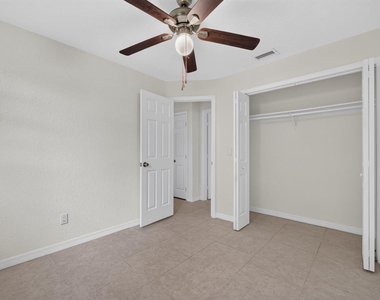 913 Se 10th Street - Photo Thumbnail 24