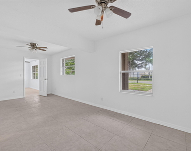 913 Se 10th Street - Photo Thumbnail 17