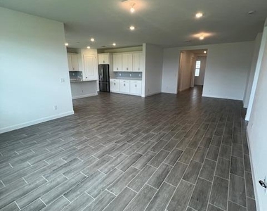 19010 Croft Mill Crossing - Photo Thumbnail 3