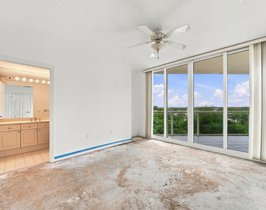 6001 N Ocean Drive - Photo Thumbnail 24