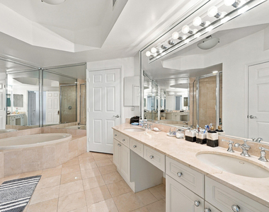6001 N Ocean Drive - Photo Thumbnail 21