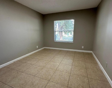 4839 Serafica Drive - Photo Thumbnail 6