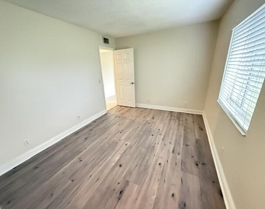 4987 Sable Pine Circle - Photo Thumbnail 8