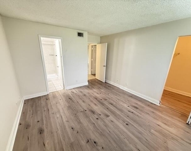 4987 Sable Pine Circle - Photo Thumbnail 10
