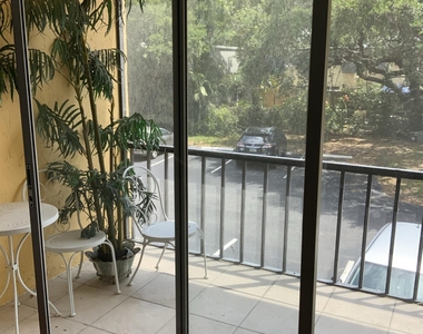 480 Nw 20th Street - Photo Thumbnail 17