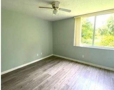 3995 W Mcnab Road - Photo Thumbnail 9