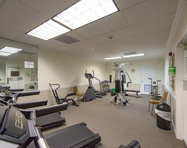 10777 W Sample Road - Photo Thumbnail 12