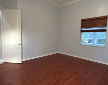17466 38th Lane N - Photo Thumbnail 21