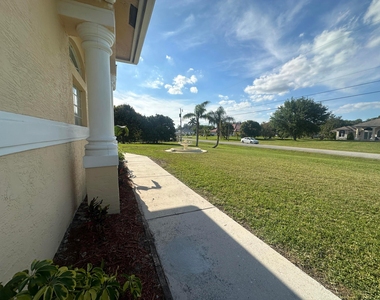 17466 38th Lane N - Photo Thumbnail 7