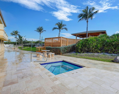 10600 S Ocean Drive - Photo Thumbnail 30