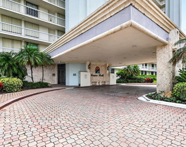 10600 S Ocean Drive - Photo Thumbnail 1