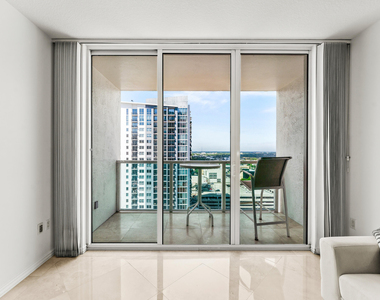 350 Se 2nd Street - Photo Thumbnail 7