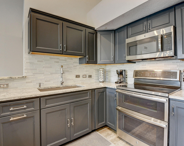 1223 Villa Circle - Photo Thumbnail 9